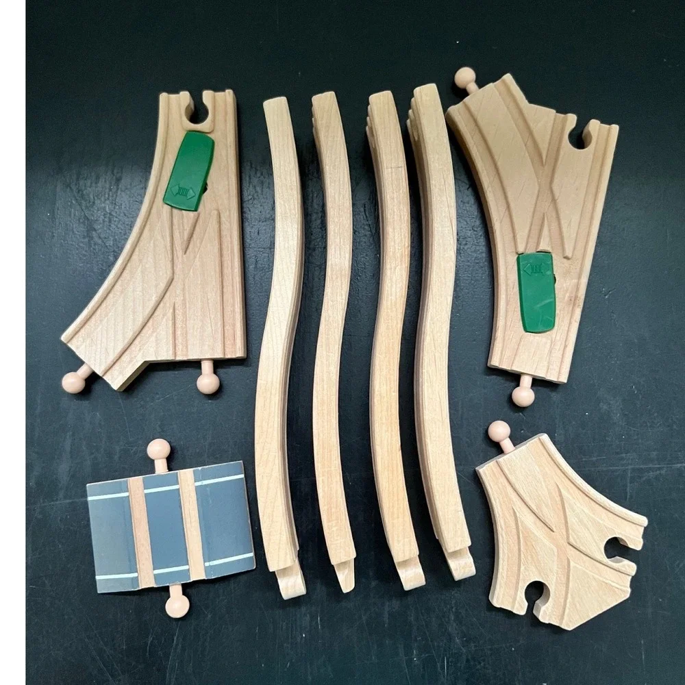 Brio Thomas the Train Wooden Train Track Set Curved Switches Wavy Tracks 7pc